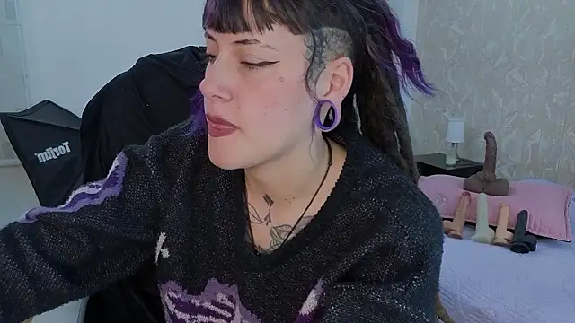 _sharlotte777 webcam