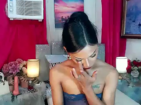 Tarah_MC_Collins webcam