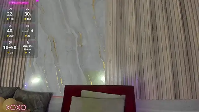 briannachelsea (F milf) - flex boob , oil , spank boobs