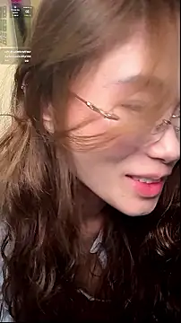 美女Cici250808在线直播