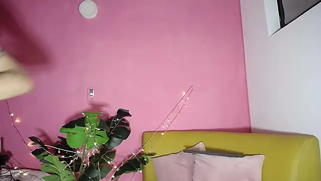 aleja_spearsx (T teen) - cum-leche