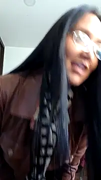 esmeralda333 (Ask my age) - twerk