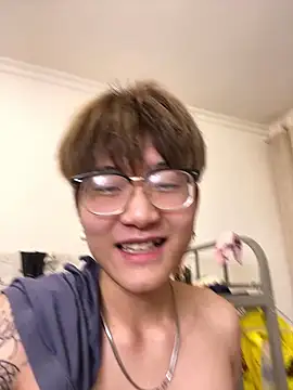 KK-cuteboy webcam