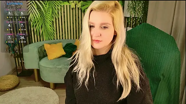 cold_blondie (G young) - cum on boobs