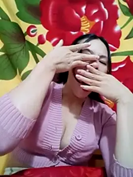 quynhquynh_ (F young) - show tits