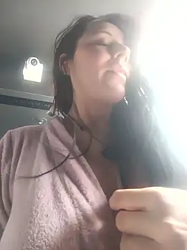 Webcam Model (sakurahot) is live