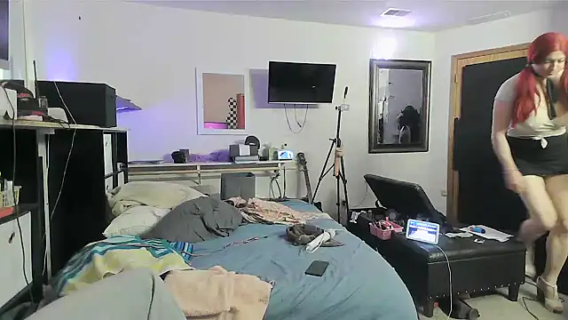 sissytrapdolly24 webcam