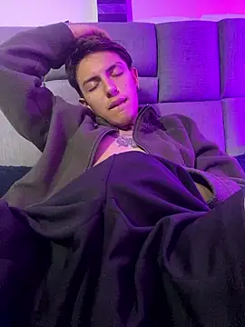 NaytonFreeman webcam