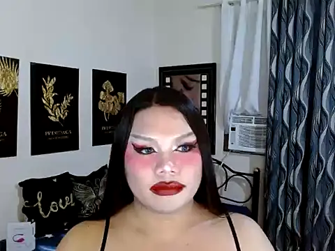 TSbrianaHugeCock webcam