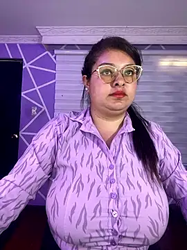 miiaajoness (F young) - :devil: SHOW TITS :devil: