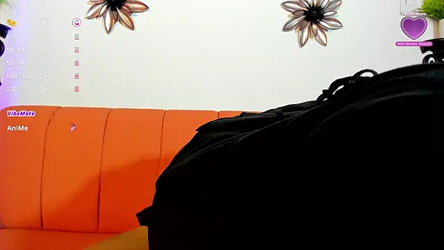 dounia_nagi (F young) - I fuck pussy with a big dildo