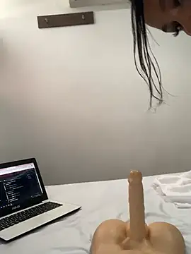 nataliamillers (F young) - mount the torso😈