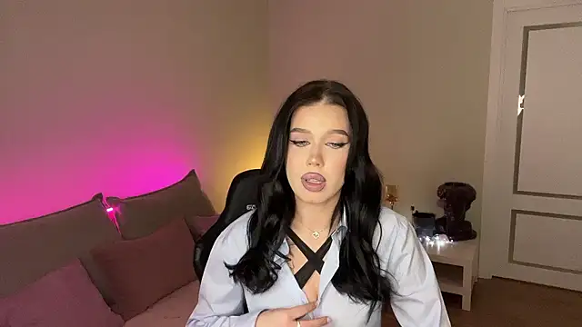 mistress_of_hearts - Mistress_of_hearts's free webcam - UK Sex Cams