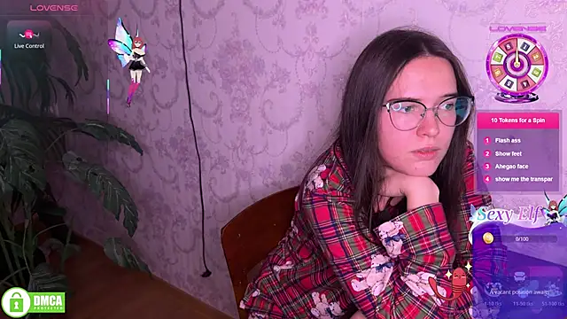 the_princese (F teen) - pull down my shorts and spank my ass