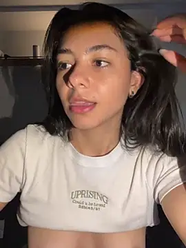 Webcam Model (Liissa_cute_) is live