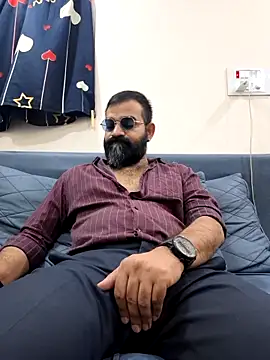 fun_guuy (M young) - Make me all Naked 😈