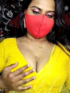 hotshilpa (F young) - Pussy show 💋🥴🥴on public