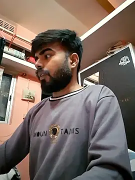 soniriyaa010101 (Ask my age) - Full nude in public for 5 min 😶‍🌫️❤️