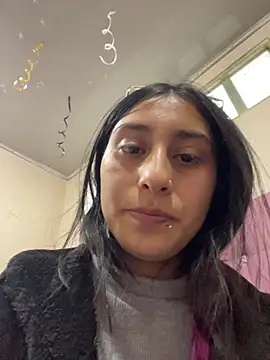 violeet-smith (F teen) - Spanks ass