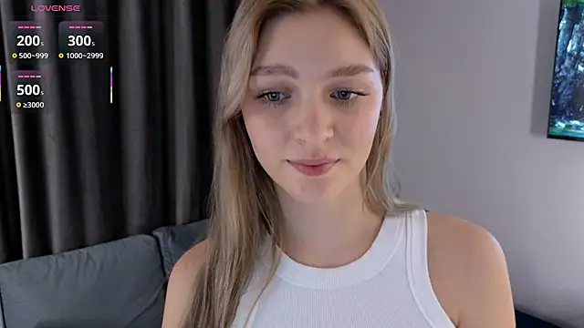 debravaughn (F teen) - flash of boobs