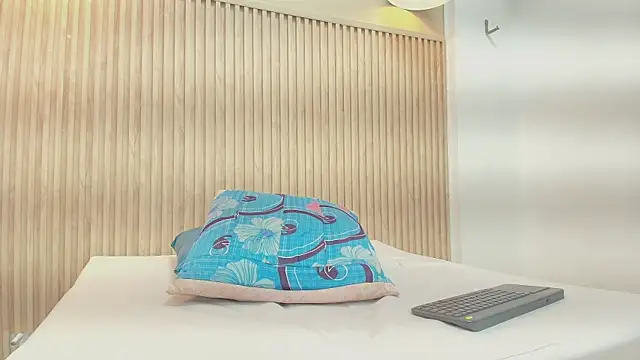 criss_allen1 (M twink) - ALL NAKED😈