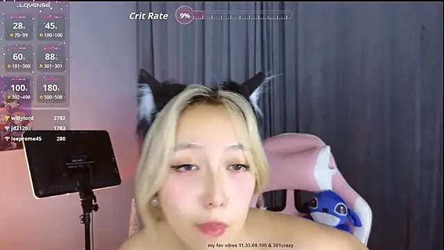 jasmilee (F young) - dildo deep insde my pussy