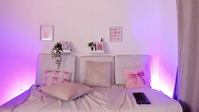 nelly_rogers_ (F young) - Ride Dildo Front Pussy