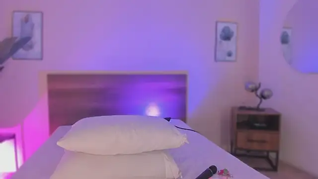 yarirose (F young) - show pussy + rub