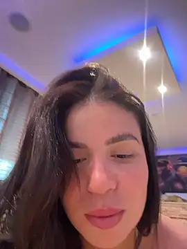 Rafaellaz's live cam