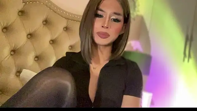 worldclass_maxxine_ (T young) - ur hottie