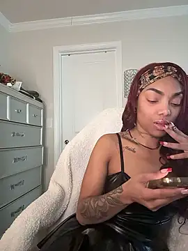 Webcam Model (butterflybootyy)  is live.Free join now!