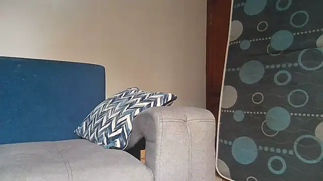 hot_contrasts - Hot_Contrasts's free webcam