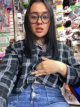 Webcam Model (Rouse_07)  is live.Free join now!