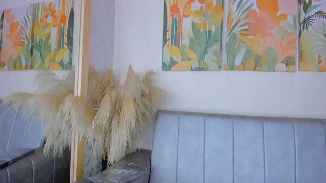 Julietaa_1 live cam screenshot female on TokenKeno — Tip, Play & Watch Live Cams