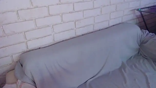 crazyy_girl_ - Crazyy_girl_'s free webcam