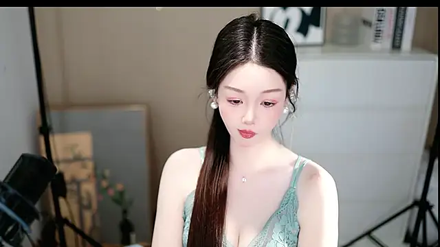 美女abbyli12在线直播