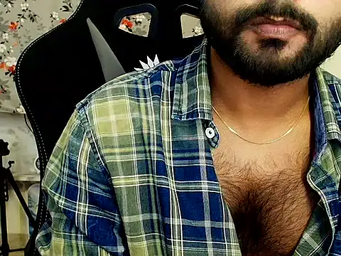 jenni11live (Ask my age) - Play with nipples use some Oil