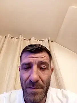 alexdaniel89 (Ask my age) - How what to see me in tha shower