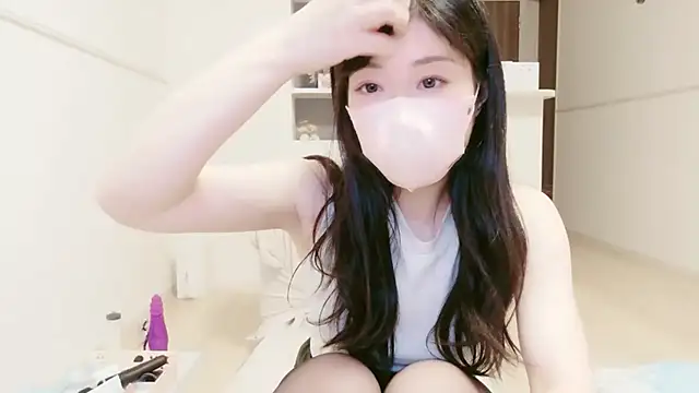 iorio2 (Ask my age) - 愛撫でパブからブッシャブシャ🐳💦Squirting