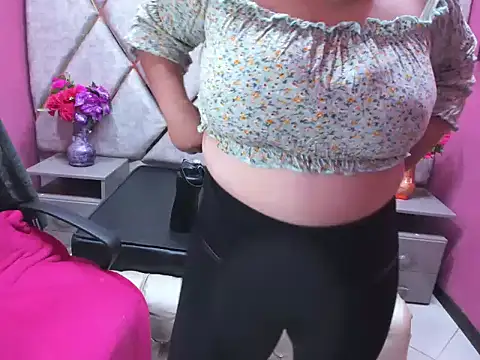 Sarah_Boobs_ webcam stripchat model stream image