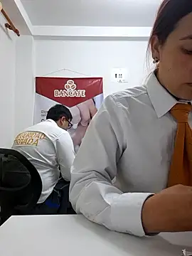 emily-7_ (Ask my age) - ボス、私の机の上で容赦なく私を犯してください - チケット