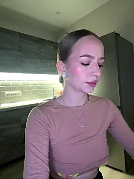 missoyee (F young) - breasts in oil