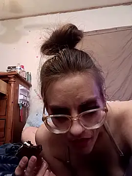 snowbird1117 - Snowbird1117's free webcam - UK Sex Cams