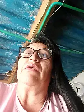 clarita_01 - Clarita_01's free webcam - UK Sex Cams