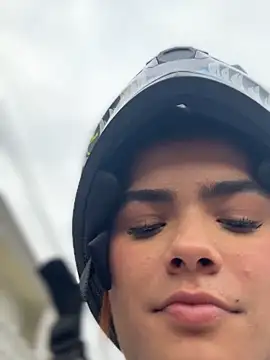 kaily_sweet16 (F teen) - Silence, game in the mall, tits on air