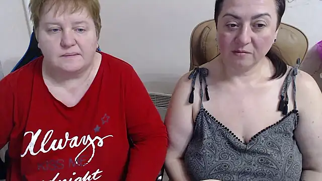 bertie_adeline (G milf) - tits and asses 2 girls