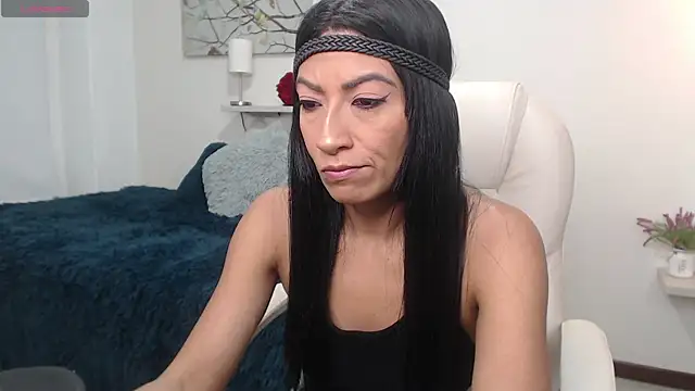 sofia_perez___ (F milf) - come let's have a nice and hot time 😈