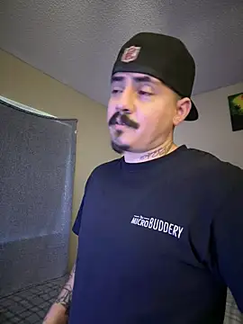 petergrandee (Ask my age) - Makes Daddy Cum