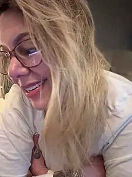 blondebitch2