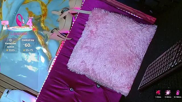 sthephylittle Live Webcam on Stripchat